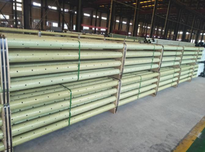 Composite material sieve tube